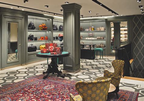 gucci openingstijden|Gucci amsterdam store.